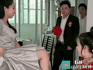 伤害性很大，侮辱性很强！这脑子有问题了吧？