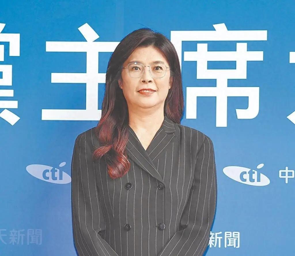 郑丽文表态要让台湾人都能自豪，自信的说“自己是中国人”！

在9月29日，郑丽文