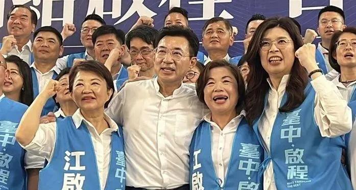 国民党称江启臣为爸爸市长可以说弄巧成拙，东施效颦。太尴尬啦，国民党为了塑造江启臣