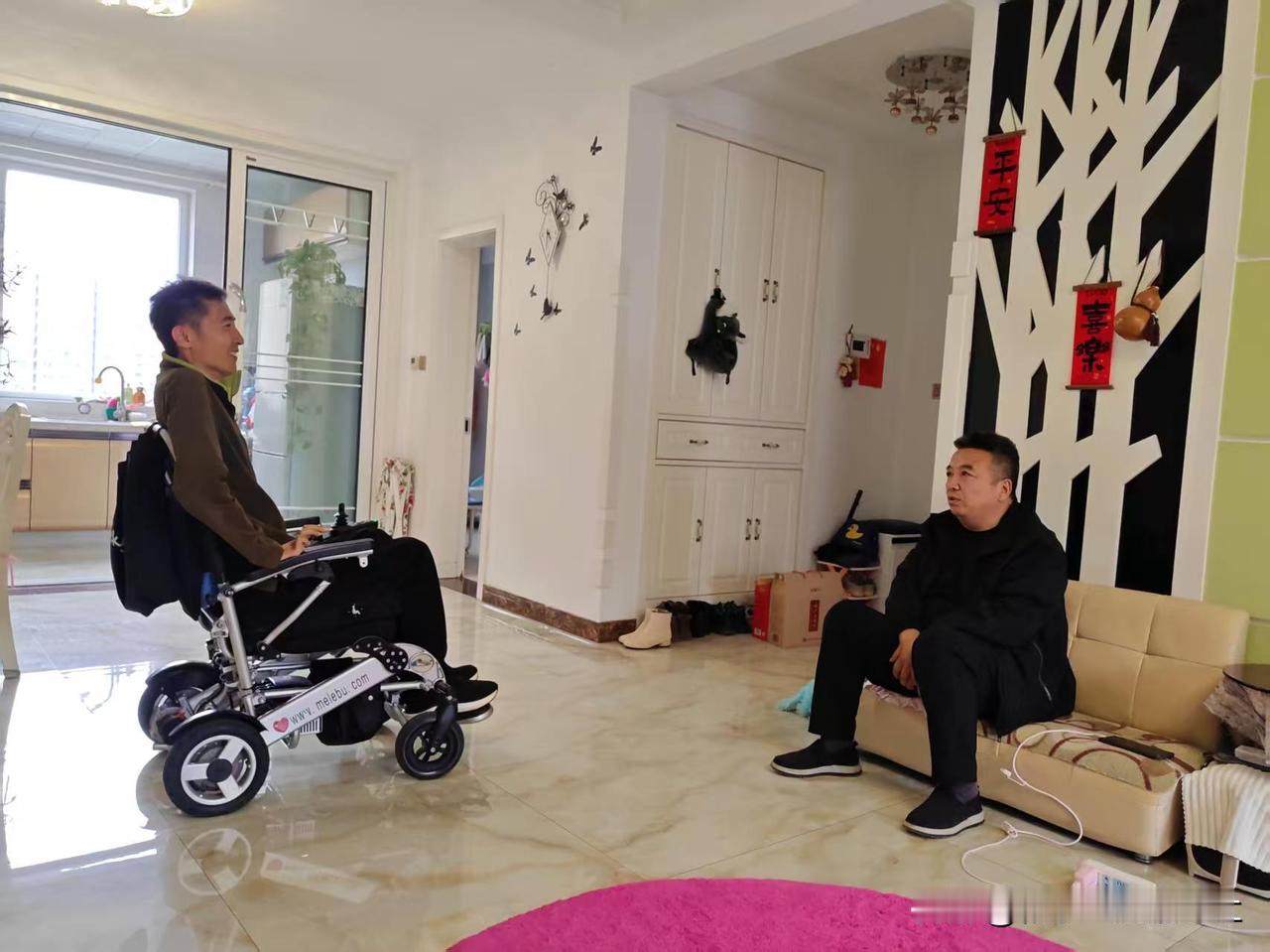 吃小灶，永远不体会大锅菜的艰难；捅刀的，永远不能体会挨刀的痛苦。
​昨天专程去淄