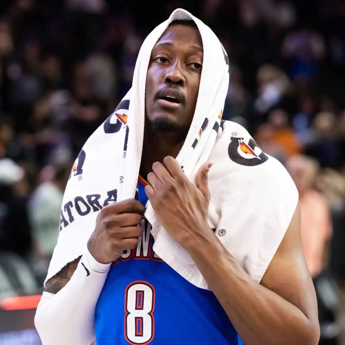 RealGM:杰伦-威廉姆斯因为右腿筋拉伤，将无限期休战 俄克拉荷马雷霆