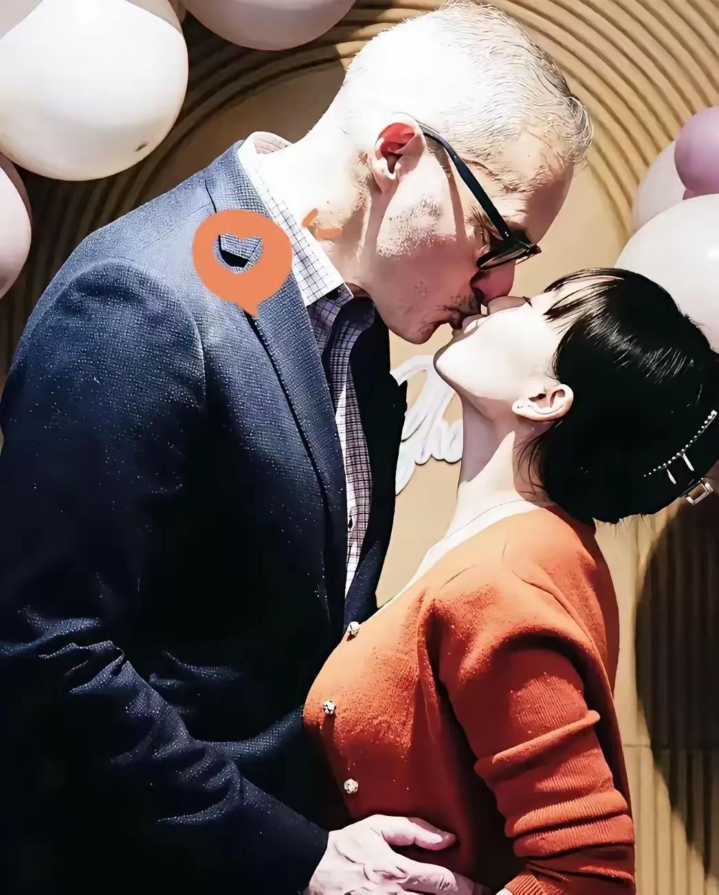 女教授真的人生赢家一举三得，国内某大学美术学院女教授离婚了，儿子德国留学，她办理