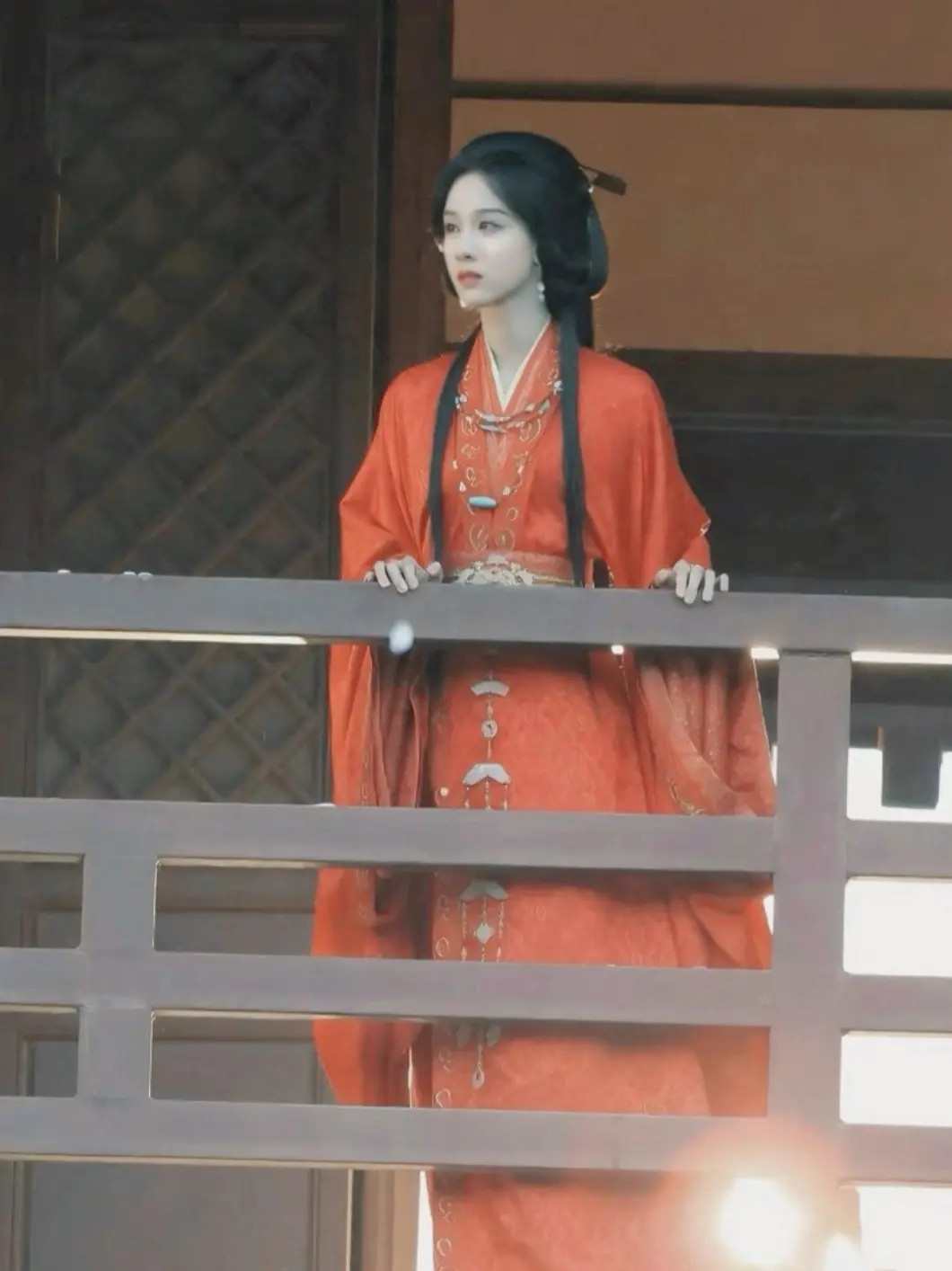 好像古代盼君归的温婉夫人。