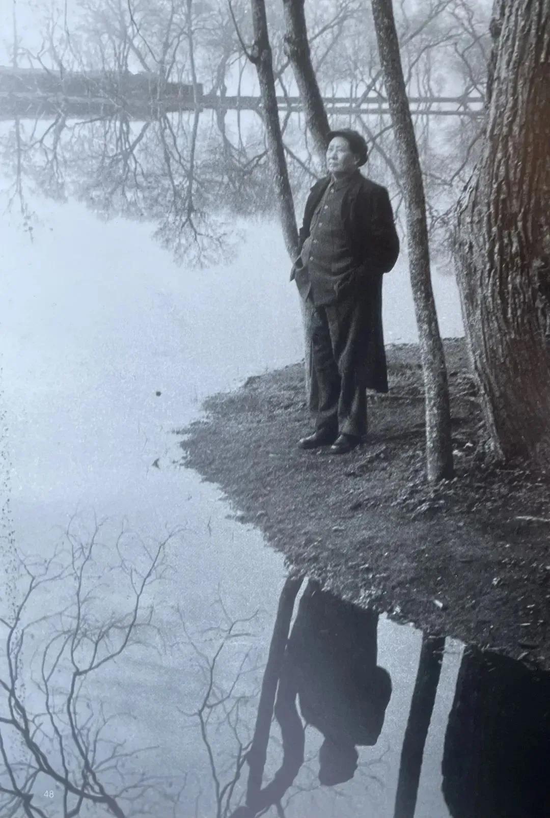 西子湖畔！