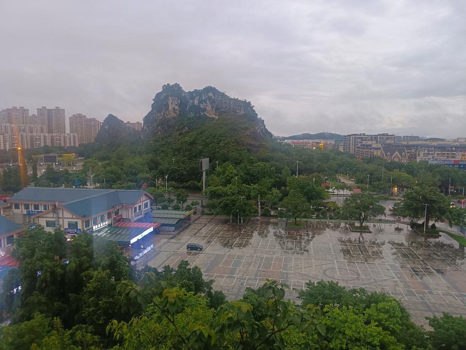 广西南宁周边的朋友们，如果我不说，有多少人认识这里呢？
给个提示，这是广西首个示