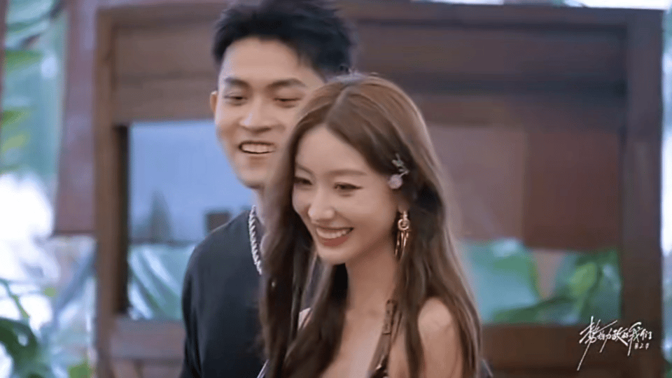 刘佳仪的理智是恋综最佳高光 恋综天花板操作！刘佳仪面对双示好全程淡定，既给足嘉宾