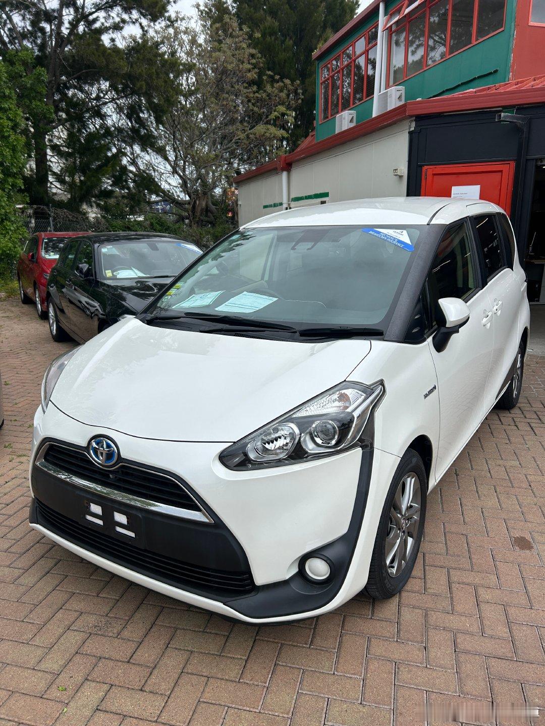 今天查验了一辆 Sienta Hybrid，私以为这是一万多综合产品力最好的 A