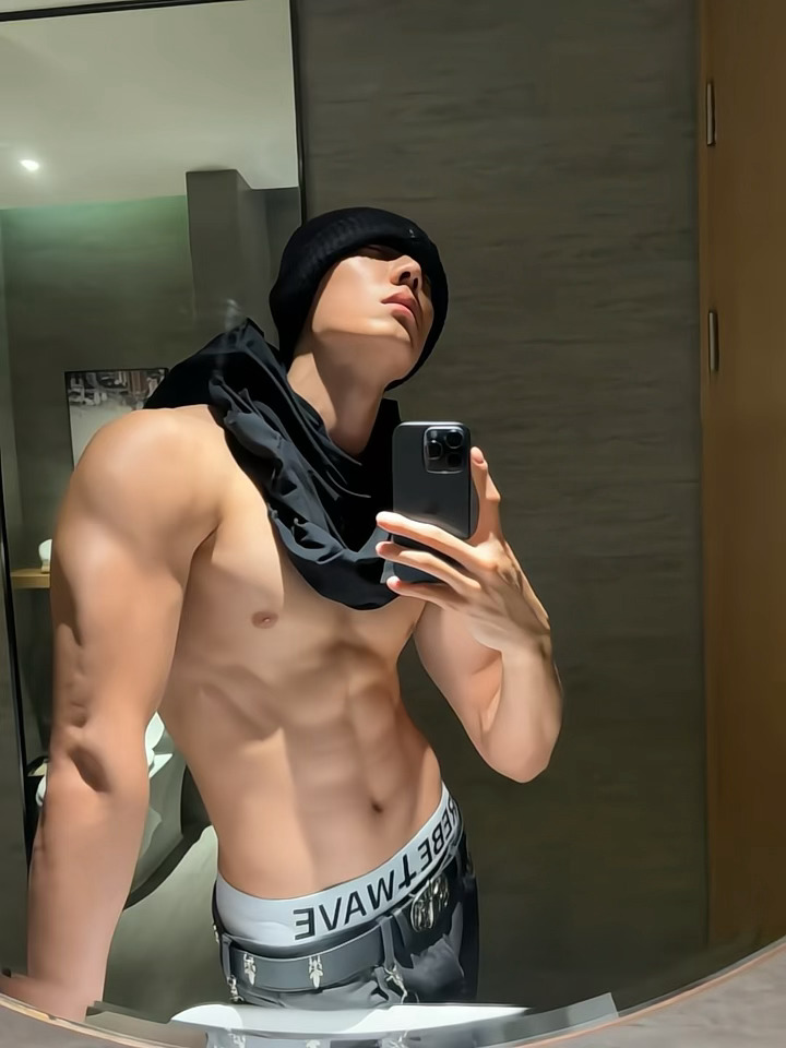 🤳 