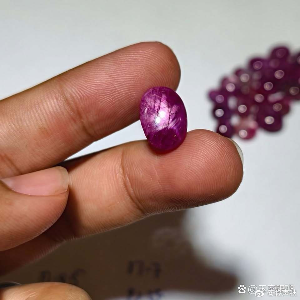 苏提达王后的红宝石项链，产自缅甸，寓意财富源源不断，象征一生衣食无忧 ​​​