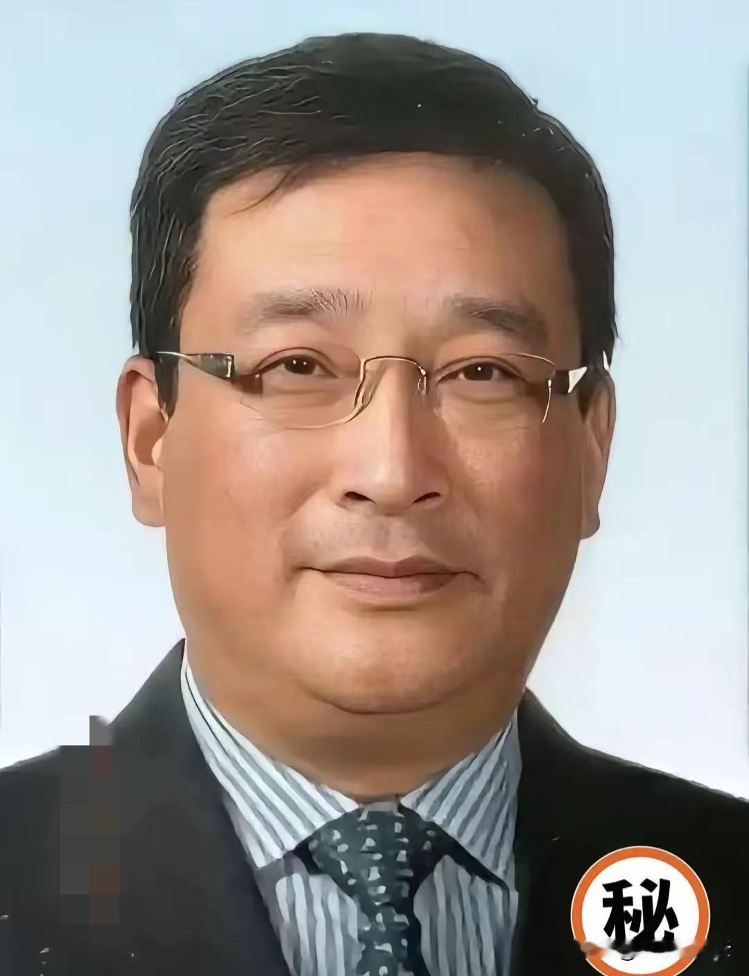 恒大欠了足足两万亿，
顶多算个“巨大”；
可到了兵器集团刘卫东这里，
中纪委直接