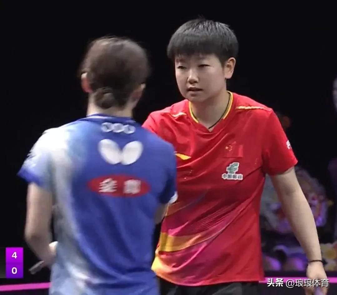 【孙颖莎4-0轻取大藤沙月与石洵瑶会师女单上半区半决赛】
孙颖莎4-0轻取大藤沙