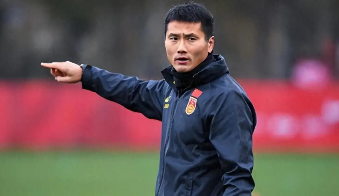 北青报的报道张玉宁将成为国足战库拉索的队长，不但如此，国足还表示要全力战胜库拉索