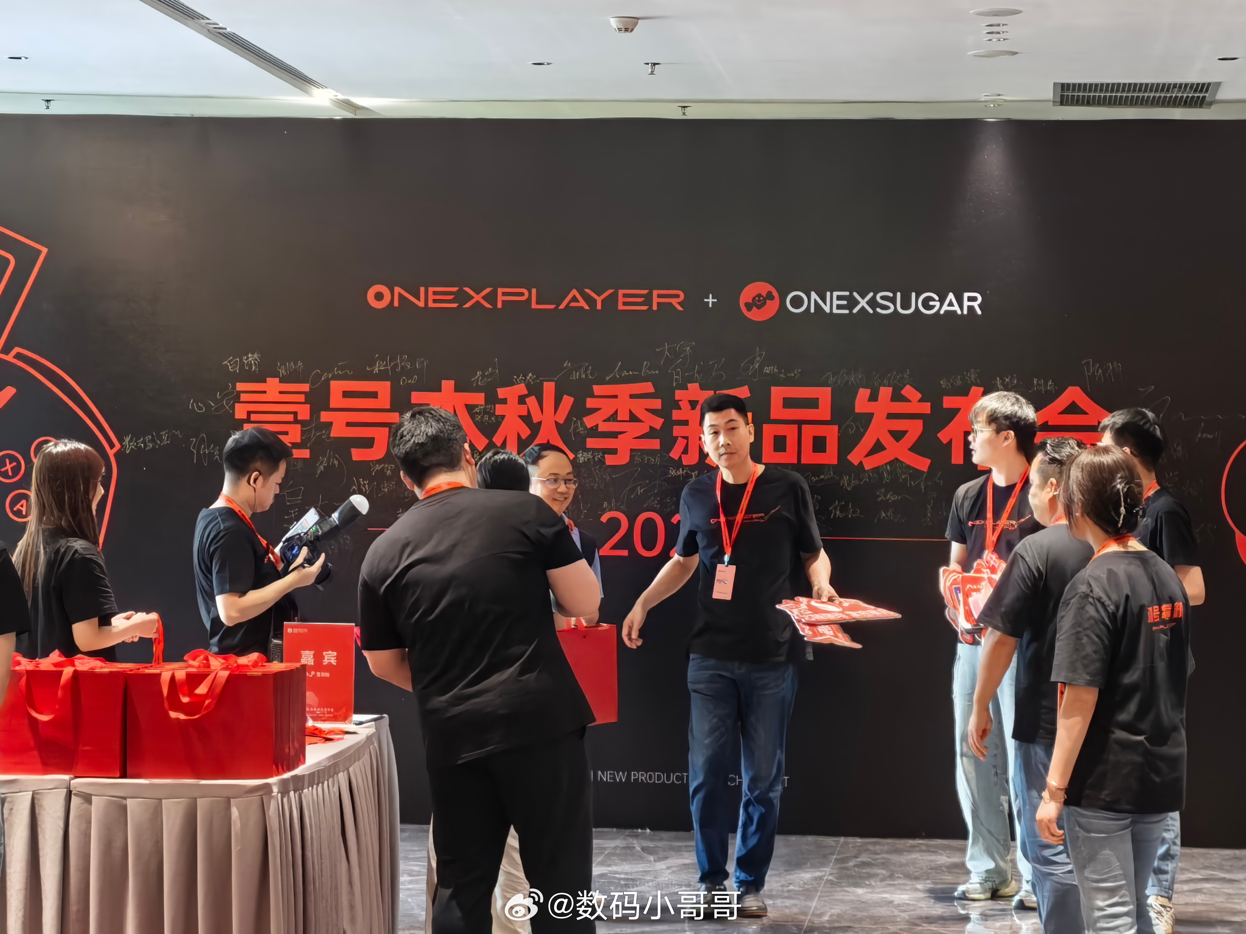 来打卡壹号本秋季新品发布会了～有点东西 ​​​