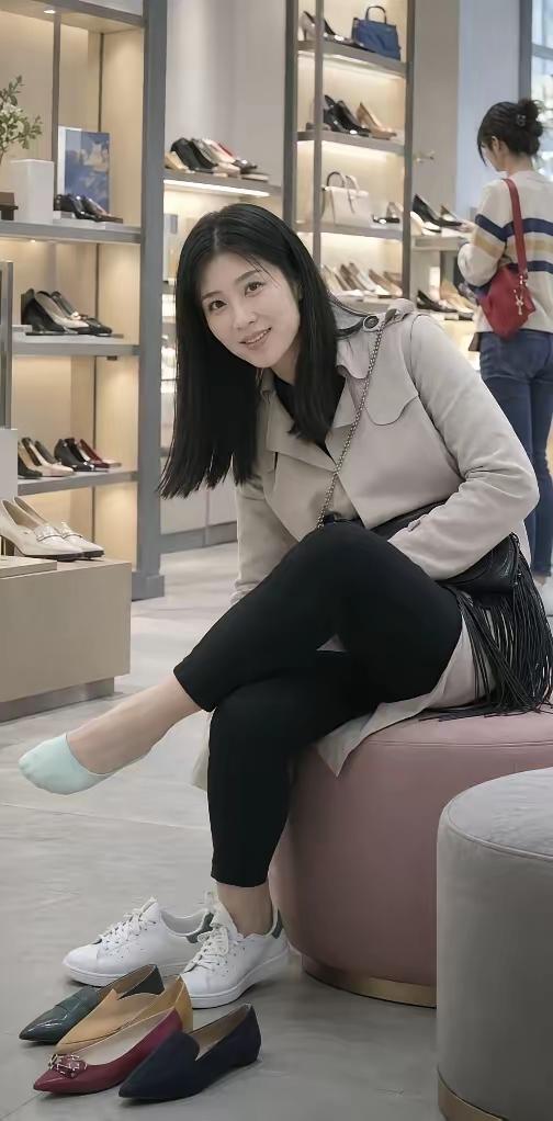 这女人，绝对是旺夫，男同胞们理想型的女人。