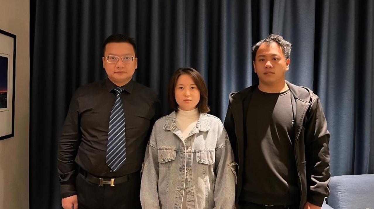【大V造谣致16岁少年被网暴离世！周兆成：大V需承担更高审慎义务】
 
大家好，