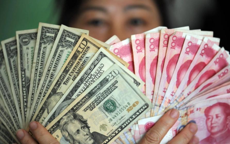 美国欠中国钱，给中国打了欠条，现在中国让美国还钱，美国还不起，中国把这个欠条卖给