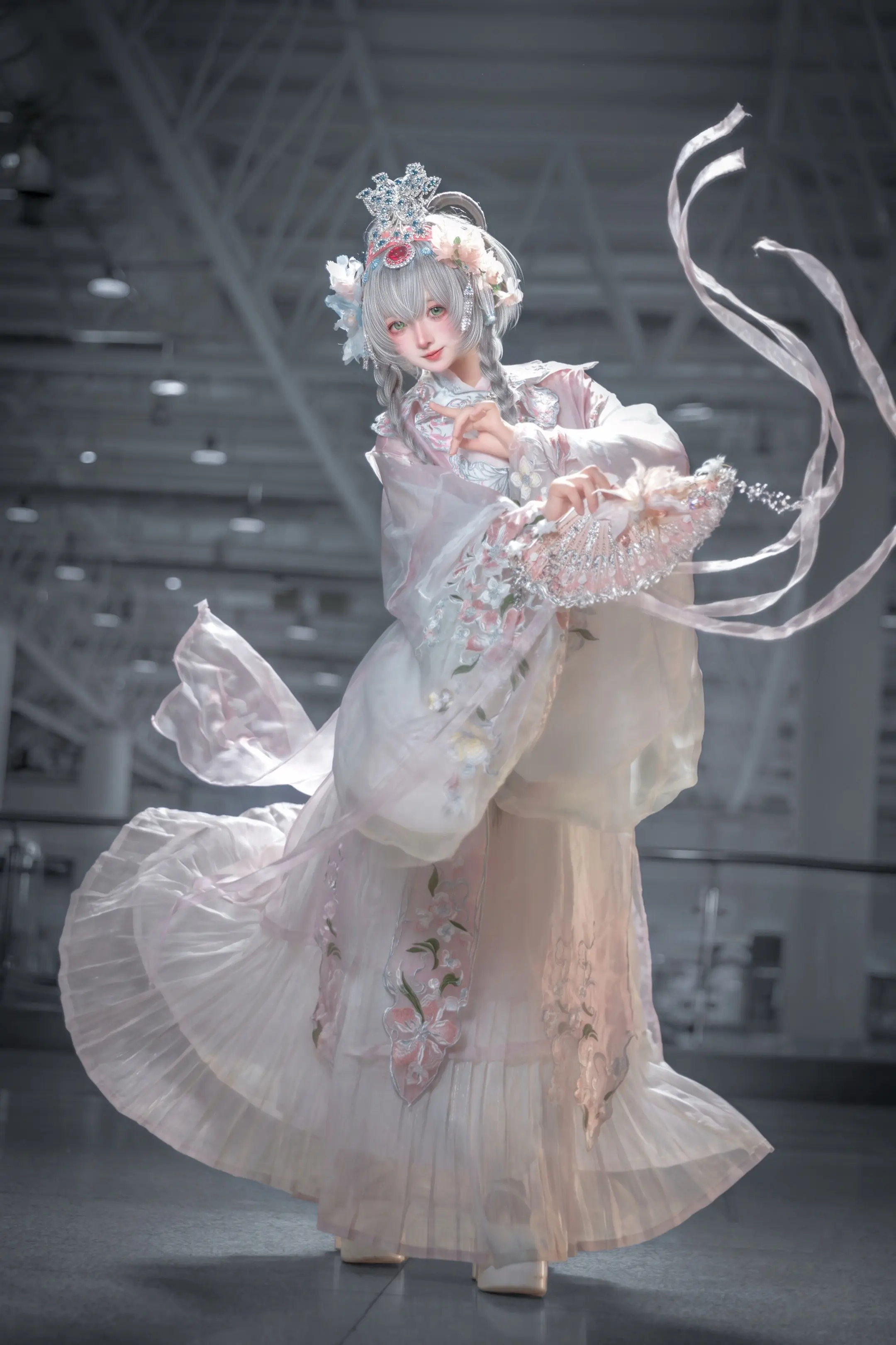 不到园林，怎知春色如许✨洛天依。📷：  赛博头发：  假发