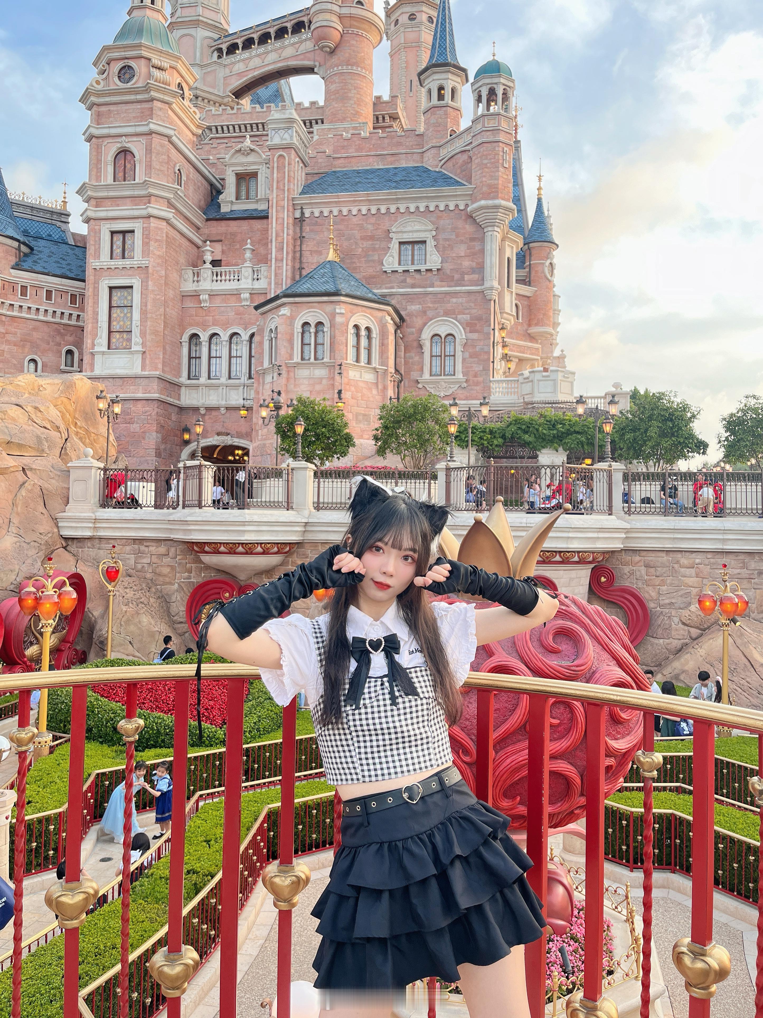 呜呜 喵喵૮꒰˶ฅ́˘ฅ̀˶꒱ა ​​​