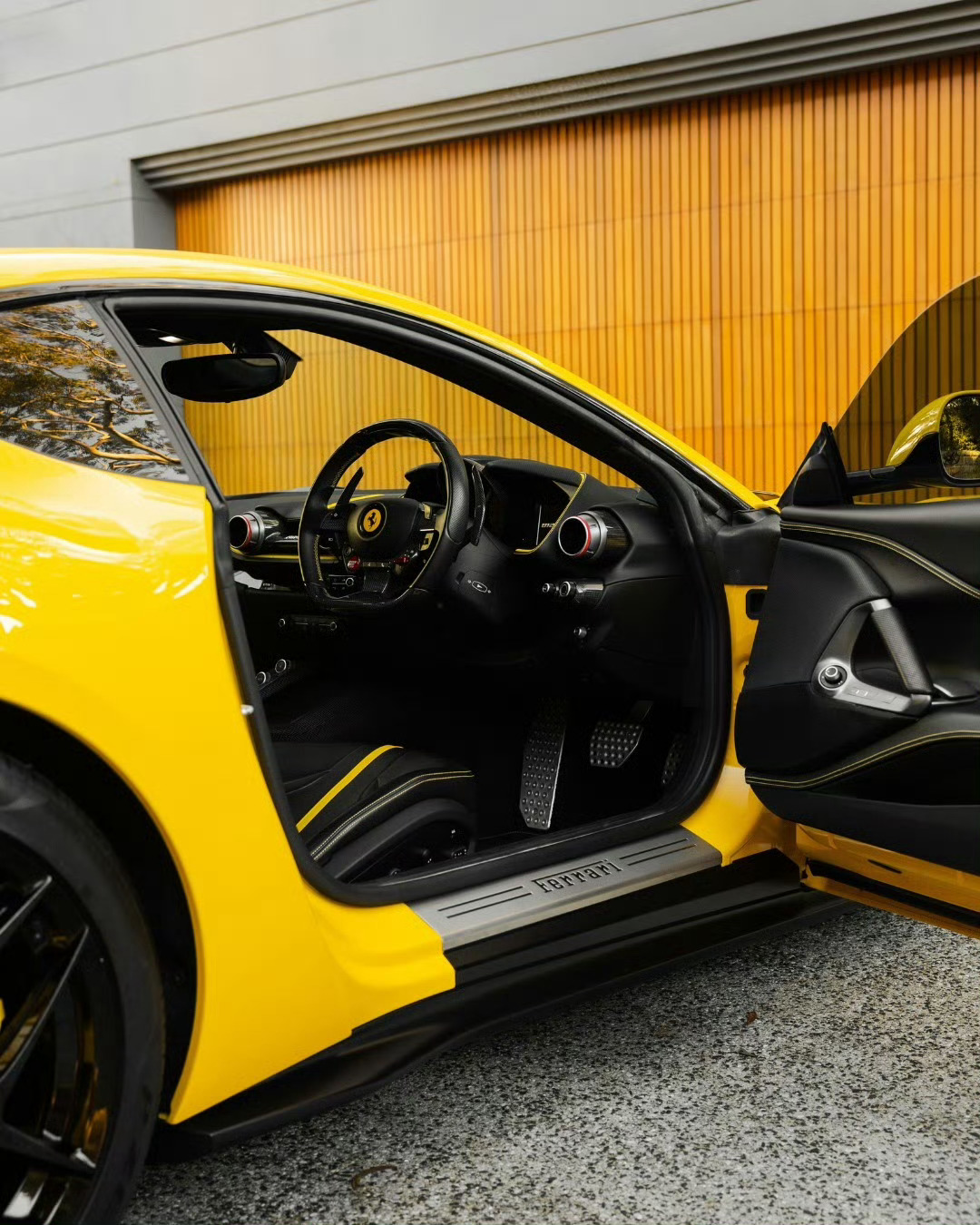 Ferrari 812 Superfast ｜法拉利 ​​​