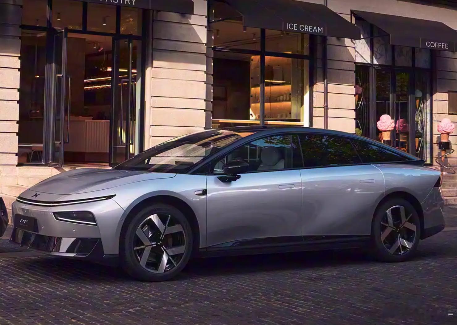 2026款小鹏P7+将作为全球车型在36国发布。这次改款力度不小，官方称有104