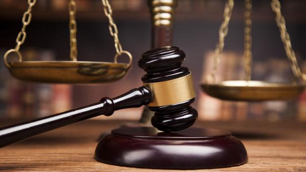 “泰国坠崖孕妇”离婚案一审宣判！判离+50万赔偿，这场噩梦终于有了结果？
 
曾