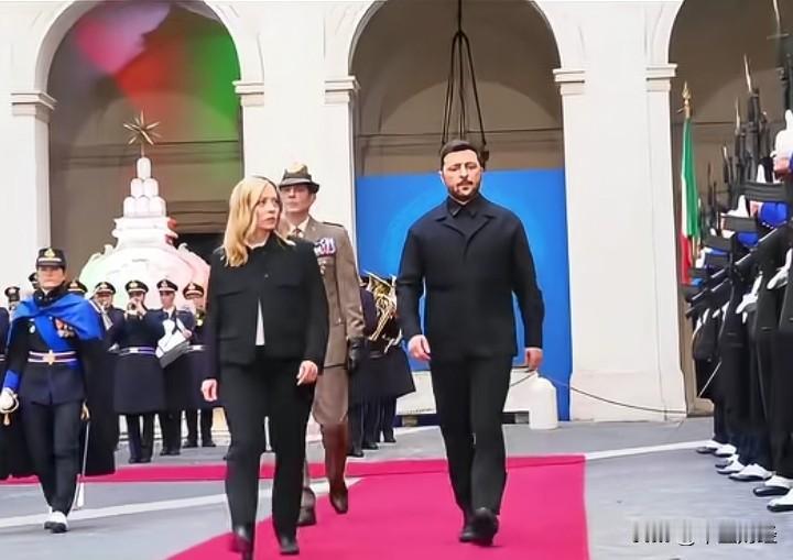 俄乌战争以来，泽连斯基出访各国及外京活动近1000次，每次去意大利都享受总理亲自