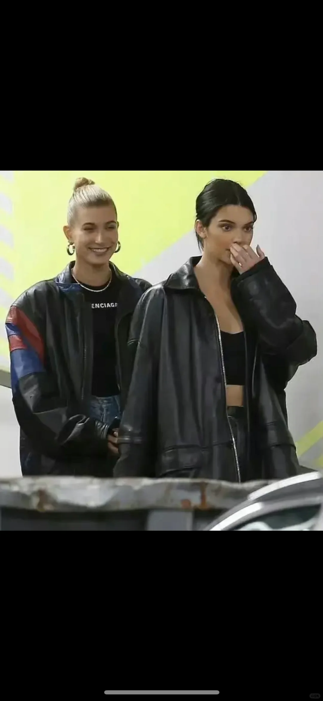 Kendall 和Hailey both in black 🖤🖤🖤