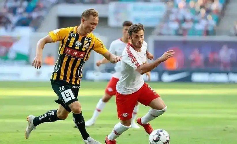 周日006 瑞典超 代格福什 VS 布鲁马方向：负/平代格福什近期一胜难求且进攻