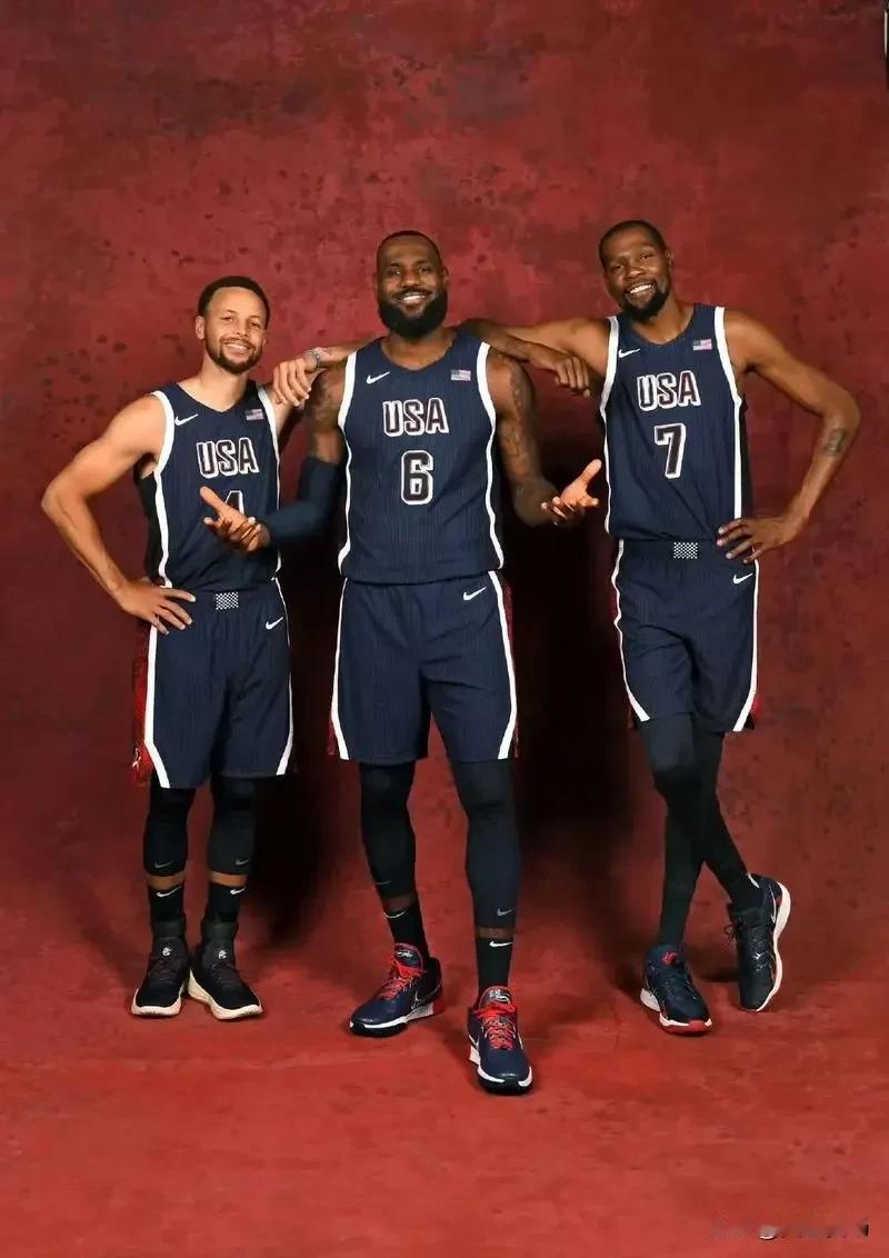 美国男篮暴力冲金，球员评分如下

1、库里——100分
没有你这个家得散，全场3