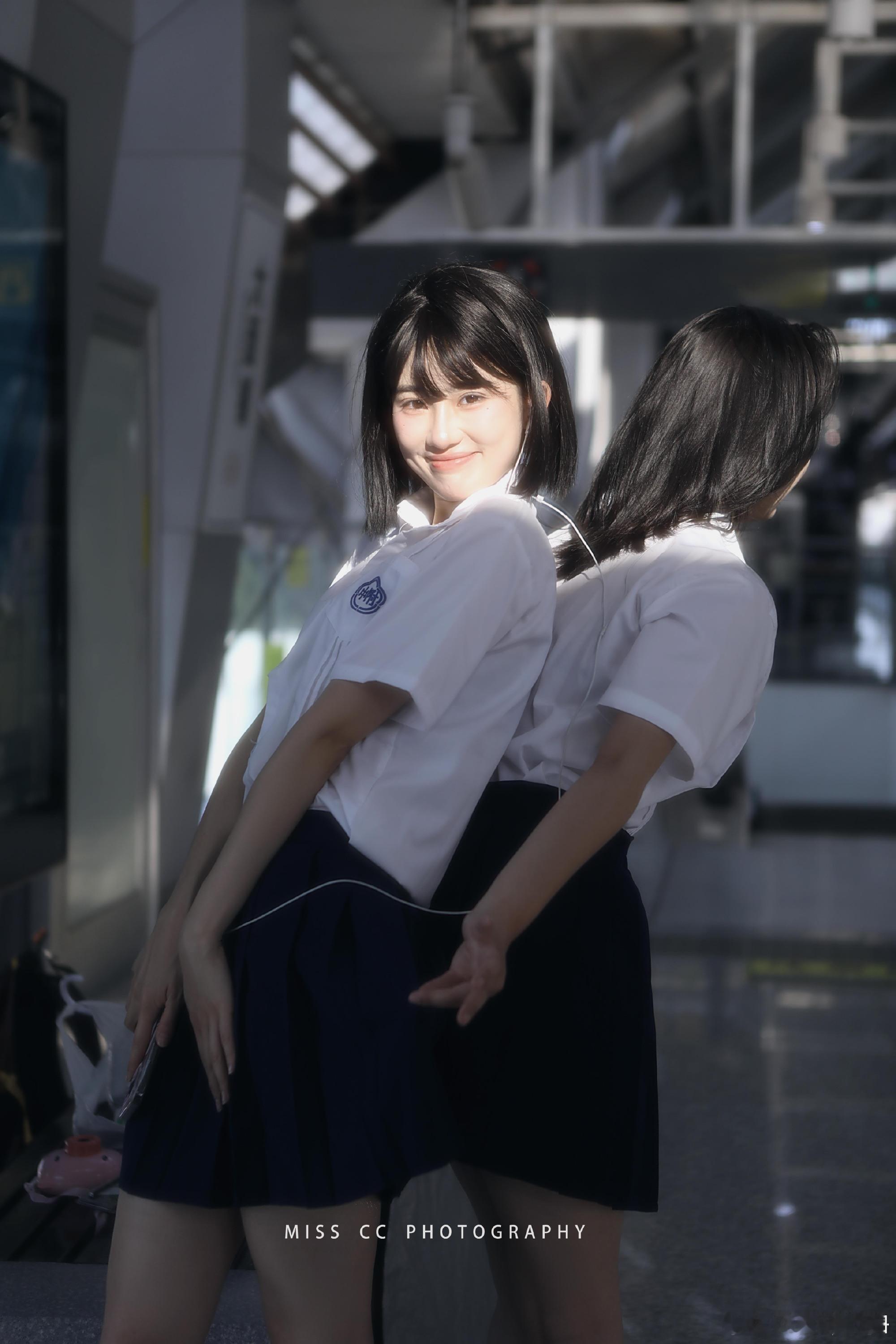 #重庆约拍[超话]##重庆约拍啦[超话]##重庆约片啦[超话]# 很笨所以喜欢简
