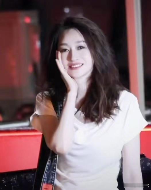 李小冉乘风下班哭了李小冉咋了 粉丝的认可与鼓励化作直击心底的温柔力量～卸下舞台疲