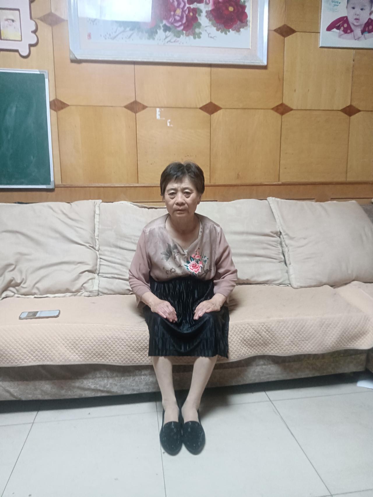 粽米飘香
原体无恙
藏头诗
文/李兴伟
粽米投江漫溢香，
米逐水流遍满江。
飘游