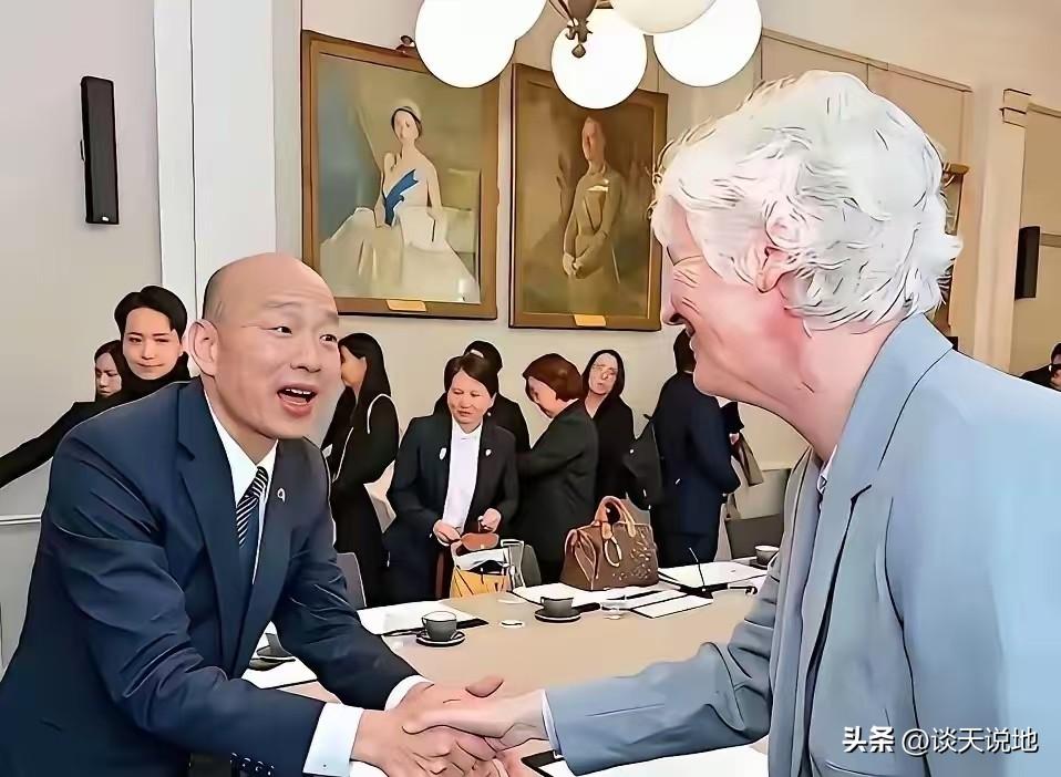 此番“窜美”的重头戏，韩国瑜会晤美国战争部，昨日刊发出的这副照片，足以看出湾湾在