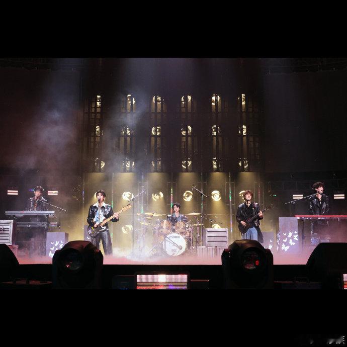 top你们的存在就是荣耀TOP的荣耀 TOP的荣耀，会越来越好 