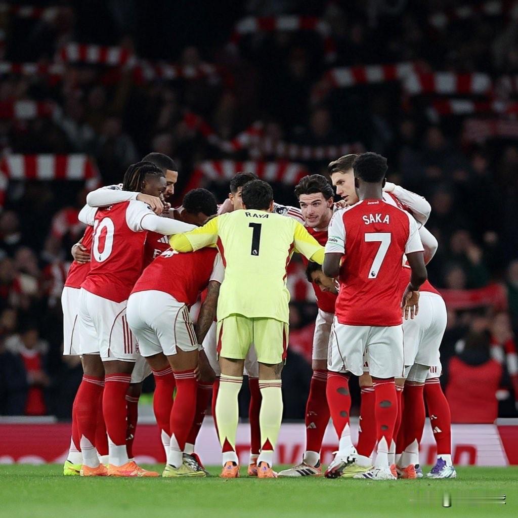 2025年阿森纳球员出场次数排名：
🏴󠁧󠁢󠁥󠁮󠁧󠁿 赖斯（56场）