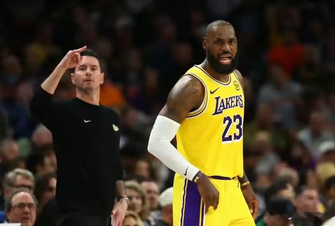 雷迪克说的对啊！

今天，背靠背作战的湖人队以141-116大胜老鹰队，结束了自