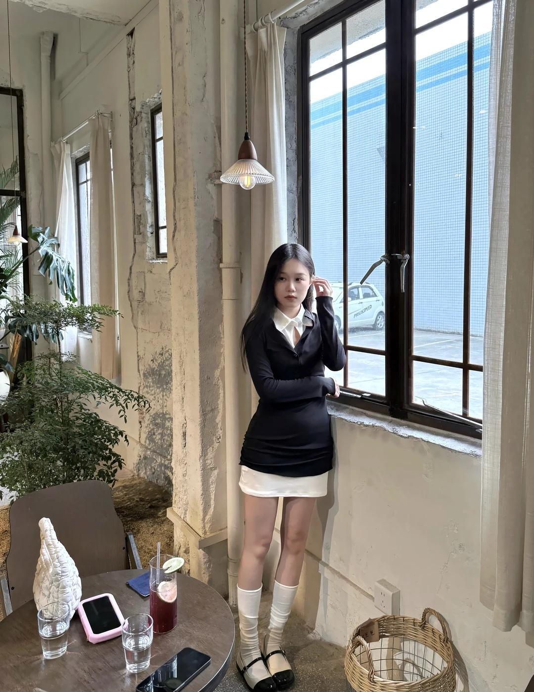 哦莫今天好像高冷千金
ootd 不费劲穿搭 咖啡店拍照 五一遇见非遗 非遗守艺人