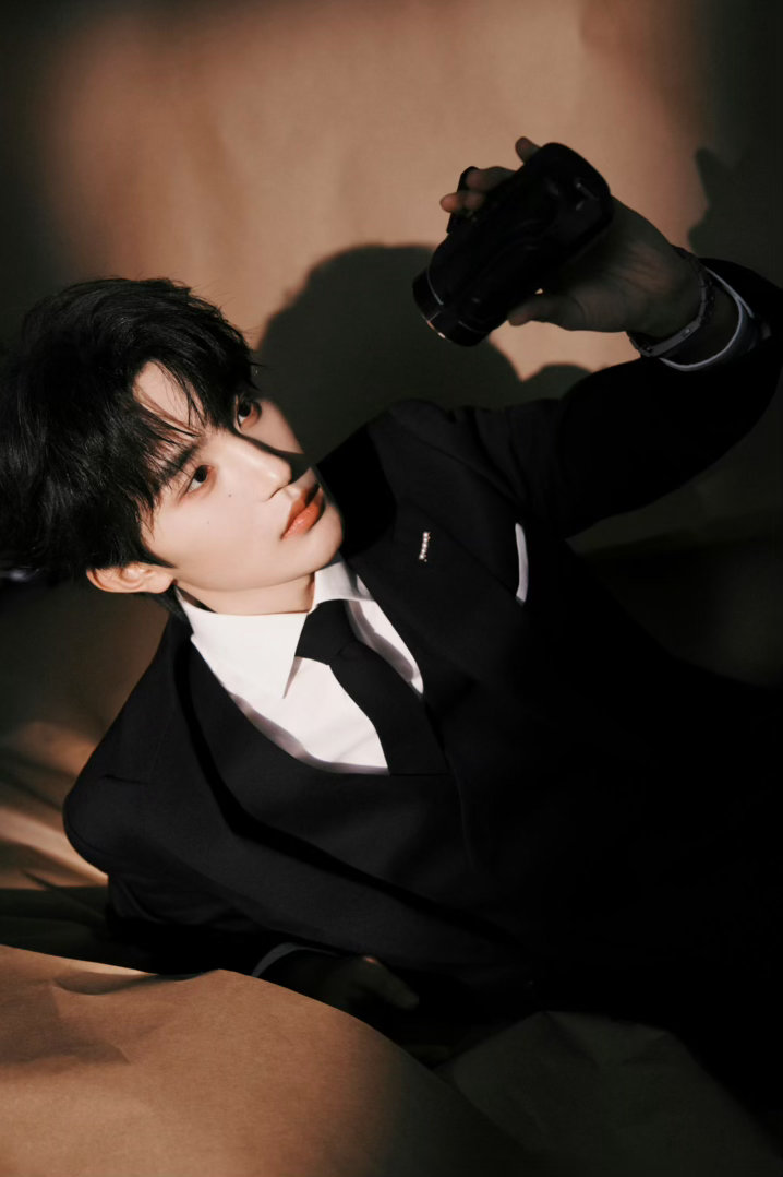 短剧演员百花奖红毯短剧男顶有他的道理!!!陈添祥、张翅百花奖出图帅两大跳
