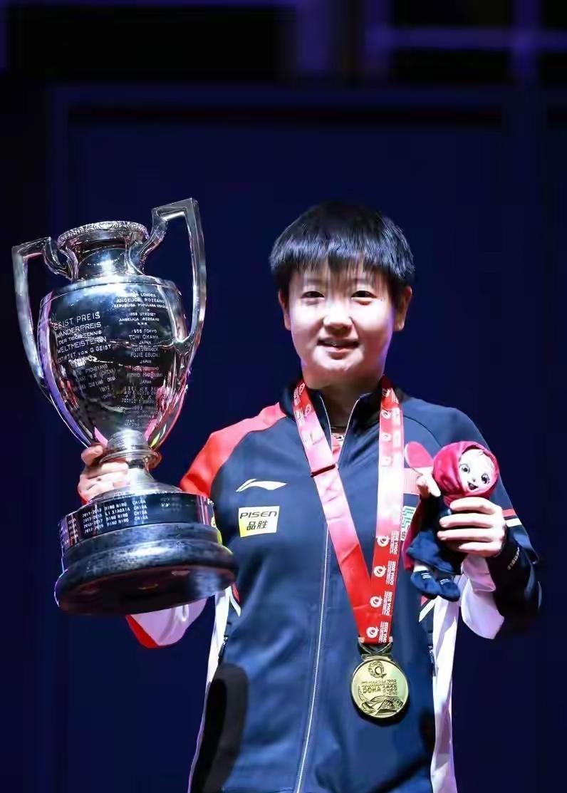 那么优秀的莎莎，
现如今只剩下一个愿望
还没完成了，那就是

拿到奥运会单打金牌