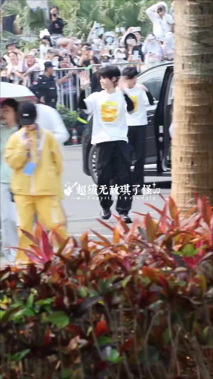 超级无敌琪了怪。
Copyright+ciwdqlg。