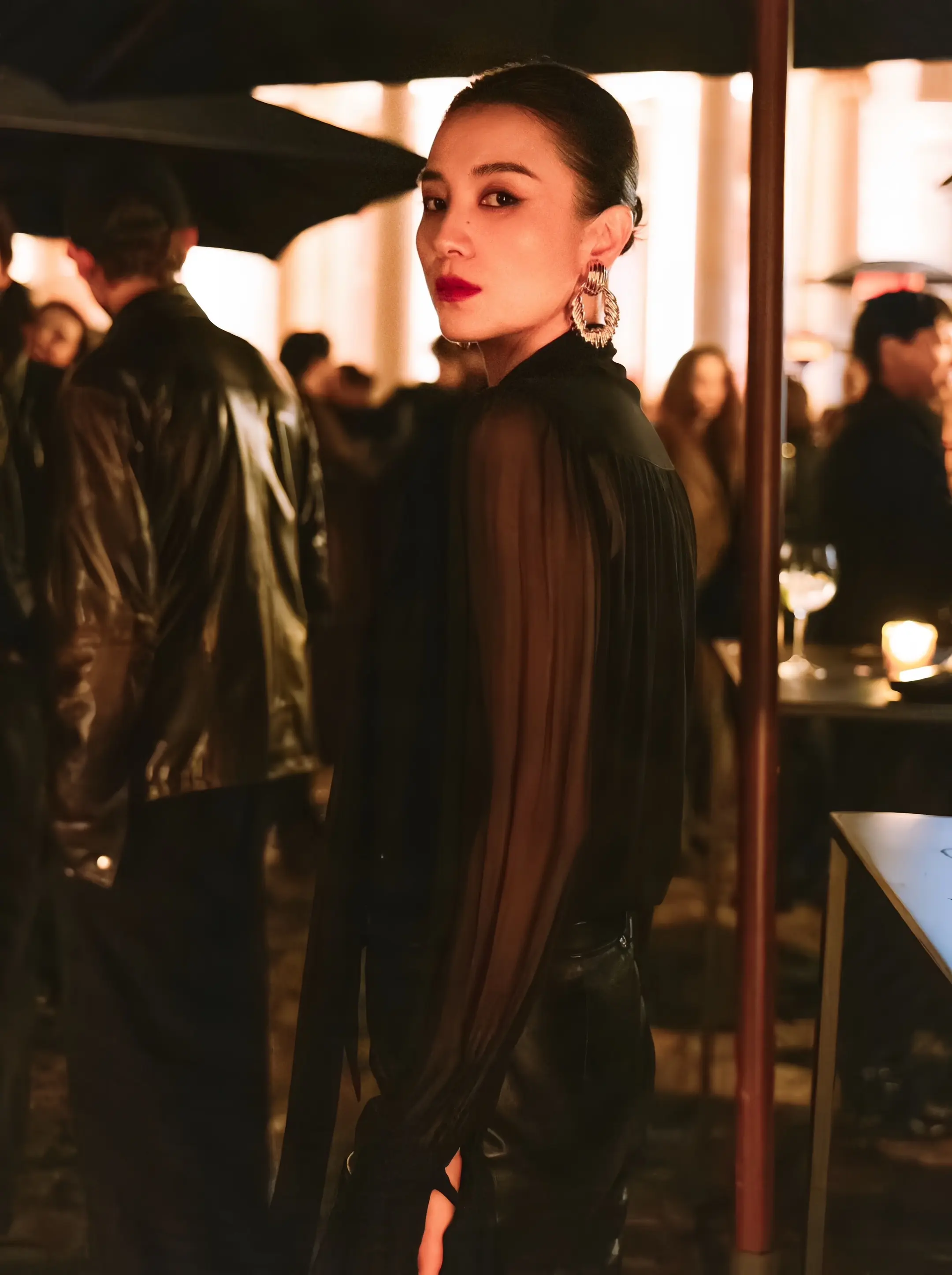 回眸