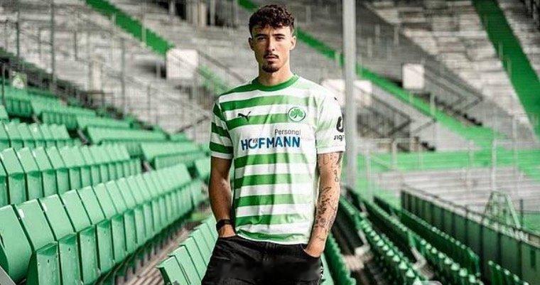 搬运足球情报，给足球爱好者们提供帮助菲尔特VS柏林赫塔1菲尔特的中场萨沙-班塞（