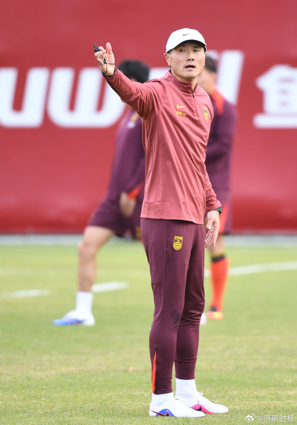 【#泰山队三将竞争国足首发#】#邵佳一国足首秀到来#   “我们来了很多新鲜血液