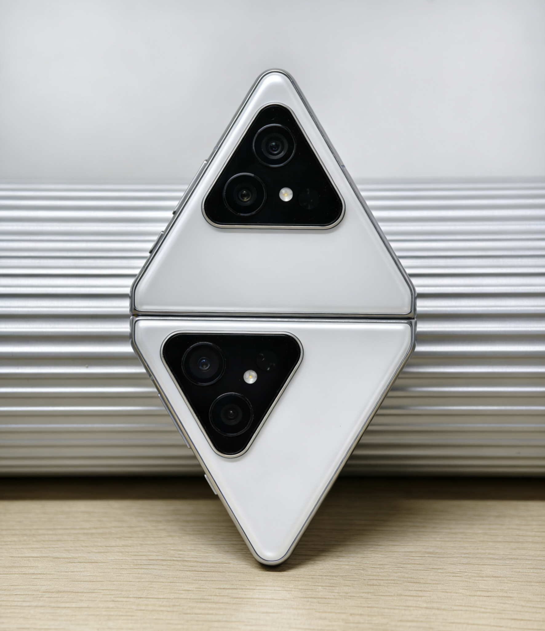 浅谈数码 | 手机外观设计总有人吐槽手机外观设计没新意，如果设计个三角形手机，会