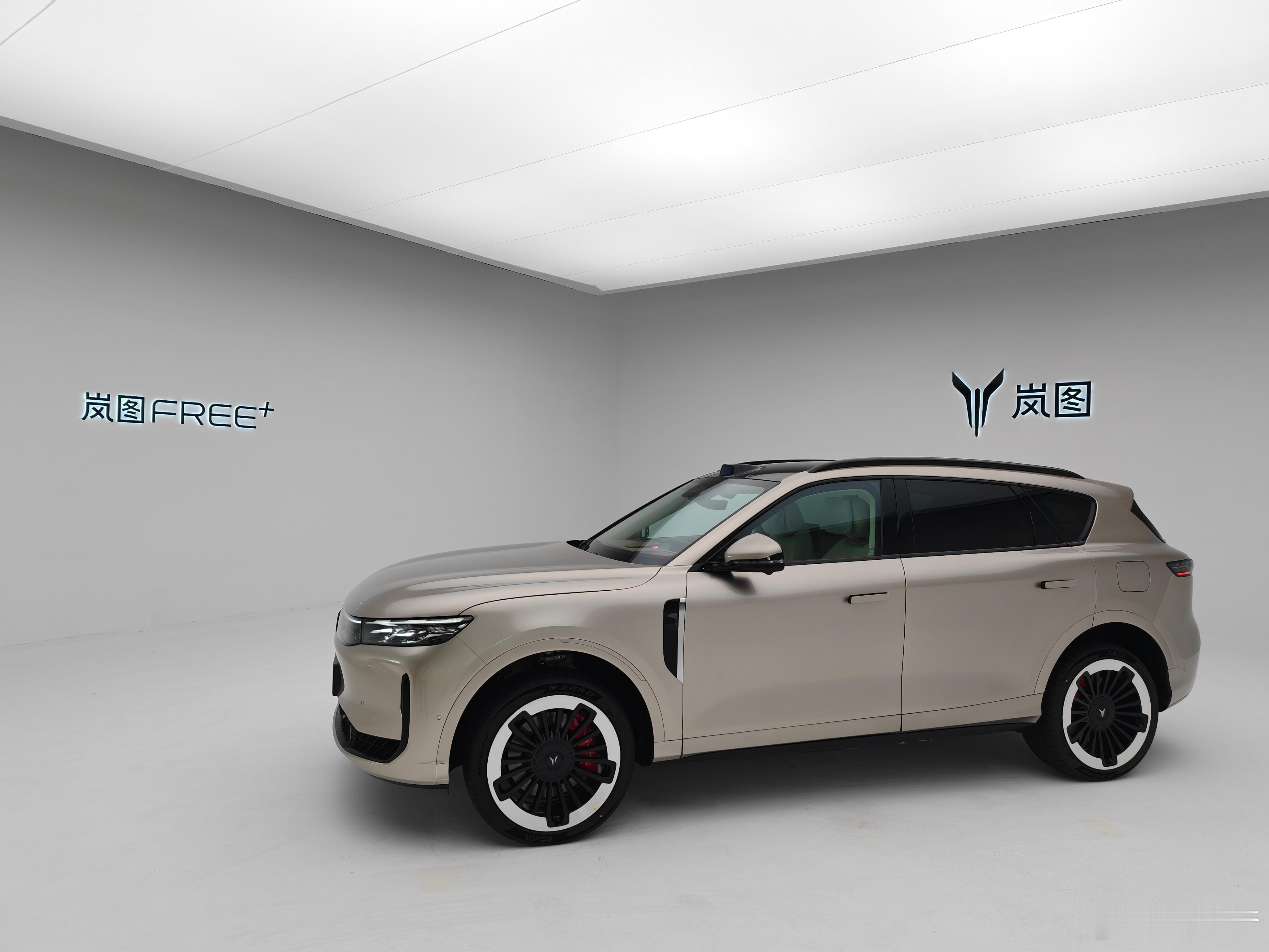 岚图free+ 大家比较关心啥[doge]岚图free+ ​​​