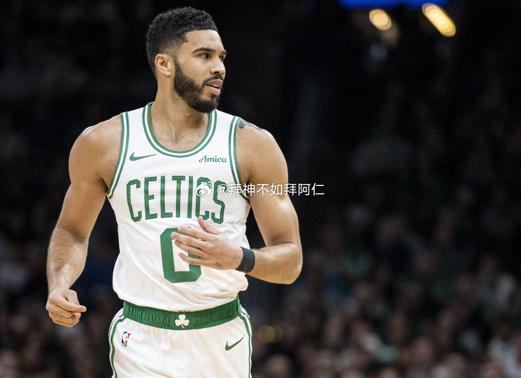 NBA常规赛，波士顿凯尔特人在主场以120-100的比分战胜达拉斯独行侠。此役，