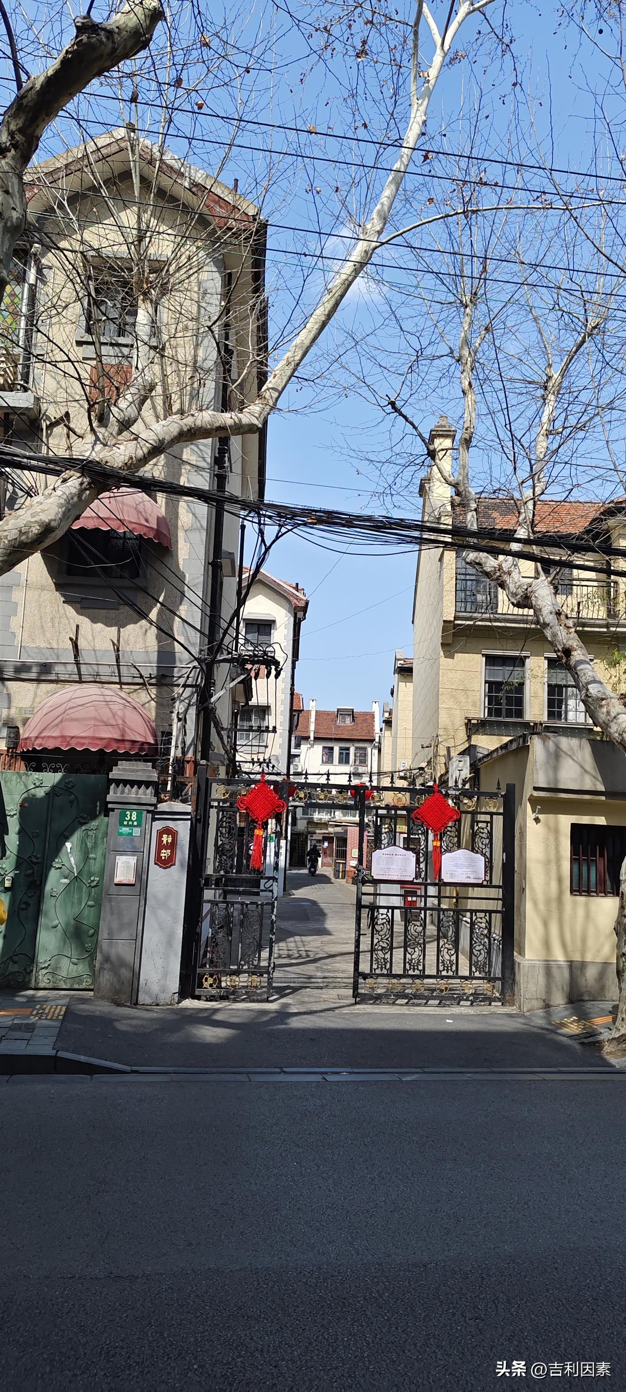 当着外人父亲只夸过我一次，却成为我一生前行的动力
父亲脾气一般，与我的日常相处也