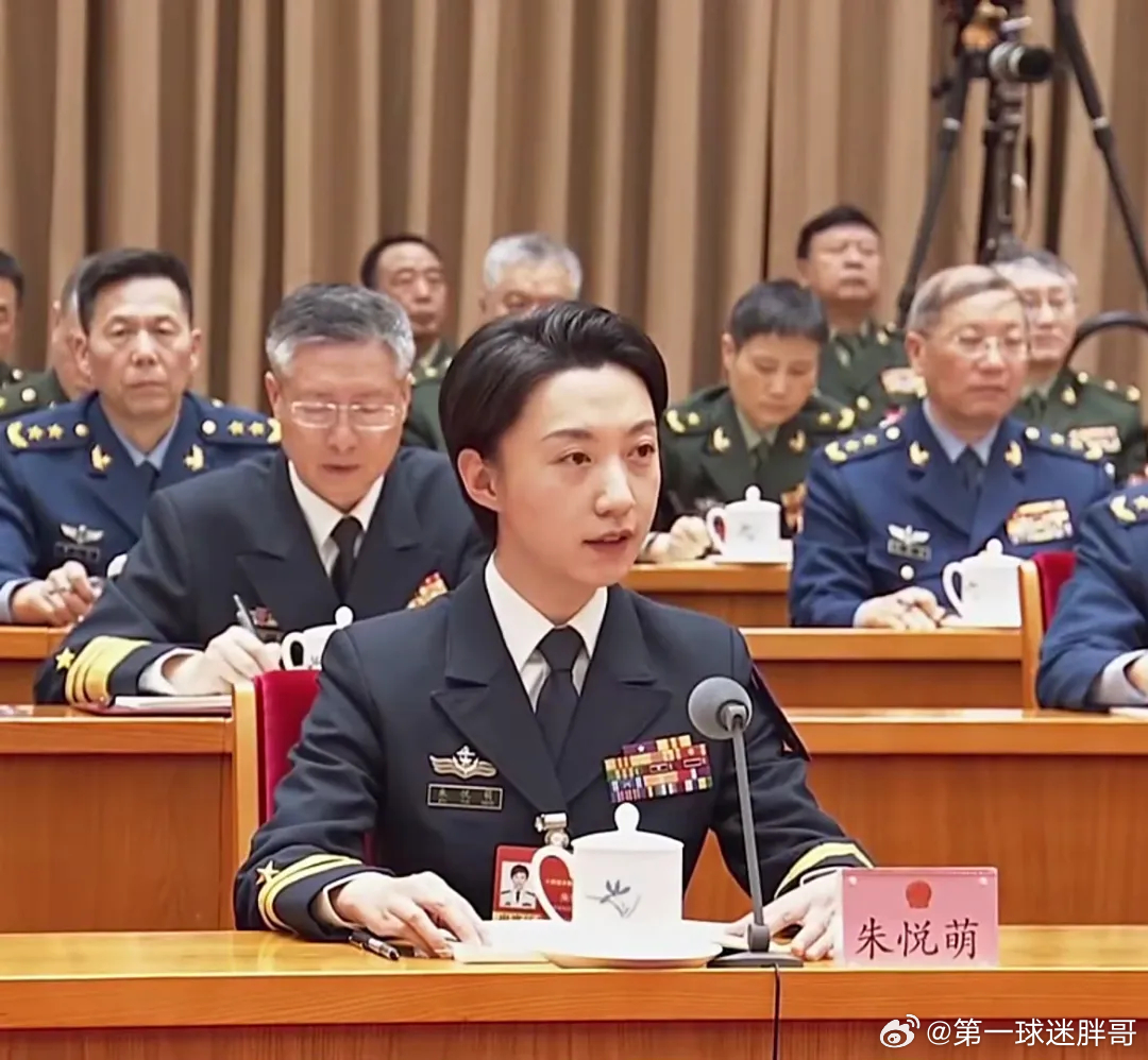 两会观察团起飞就是战斗起飞定传胜利消息源于全国人大代表、海军辽宁舰官兵朱悦萌在2