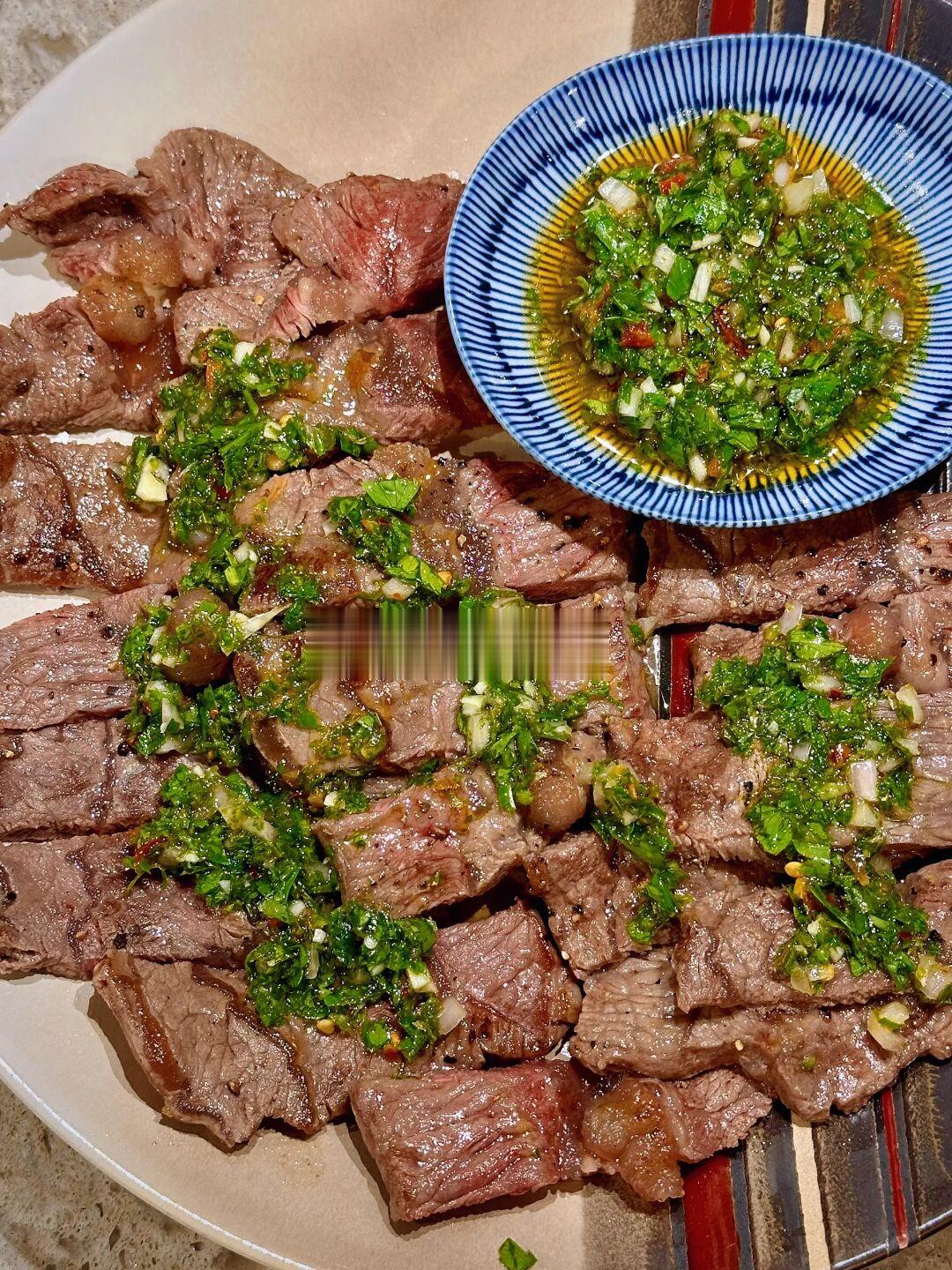 阿根廷青酱配牛排🥩简单清爽地大口吃肉🍃