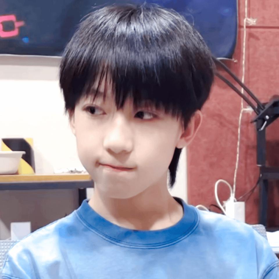 我孩子还有3天就要16岁了 杨博文 十六执序章 终铸少年郎